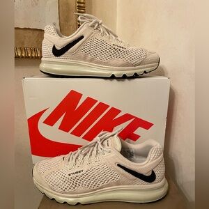 Nike Air Max Stussy Fossil